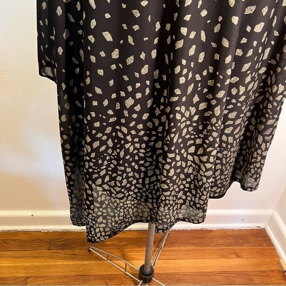 JM Collection Batwing Asymmetric Blouse Black Gold - Picture 10 of 12